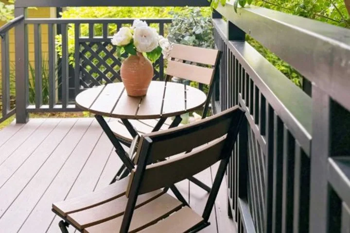 Garden Bungalow